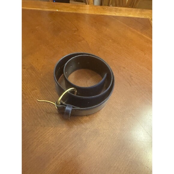 Accessory Lady Navy Blue Leather Belt Size M with Gold Tone Accent Buckle - Picture 3 of 16